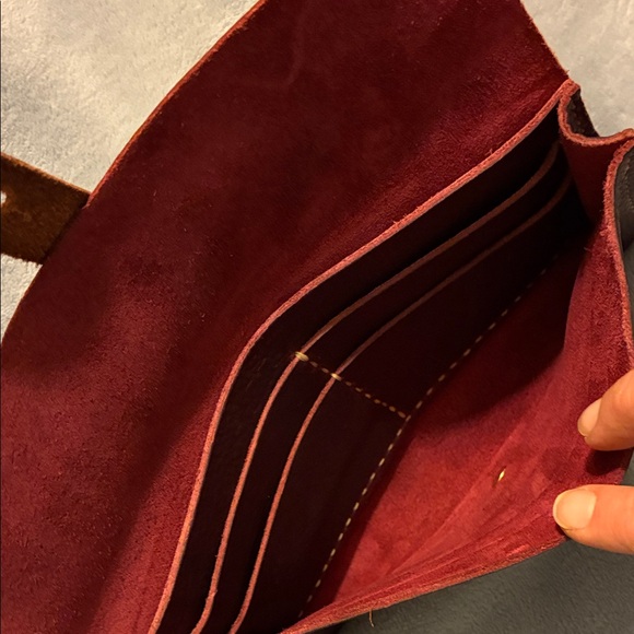 Burgundy KMM & Co Women’s Full-Grain Leather Kodiak Wallet - Picture 4 of 12